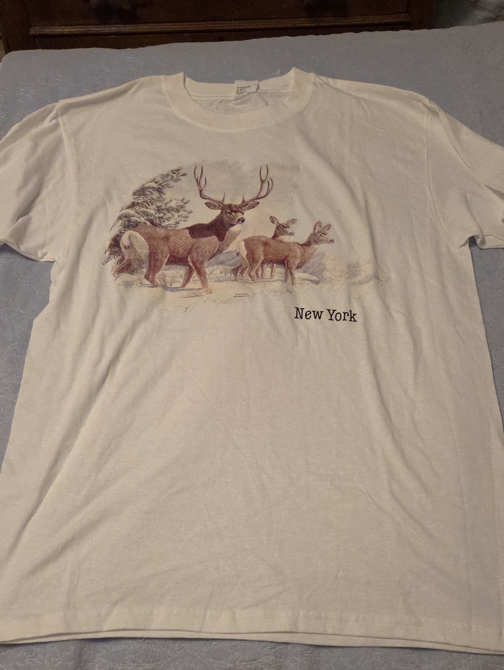 New York White Graphic Deer Print Men’s T-Shirt
